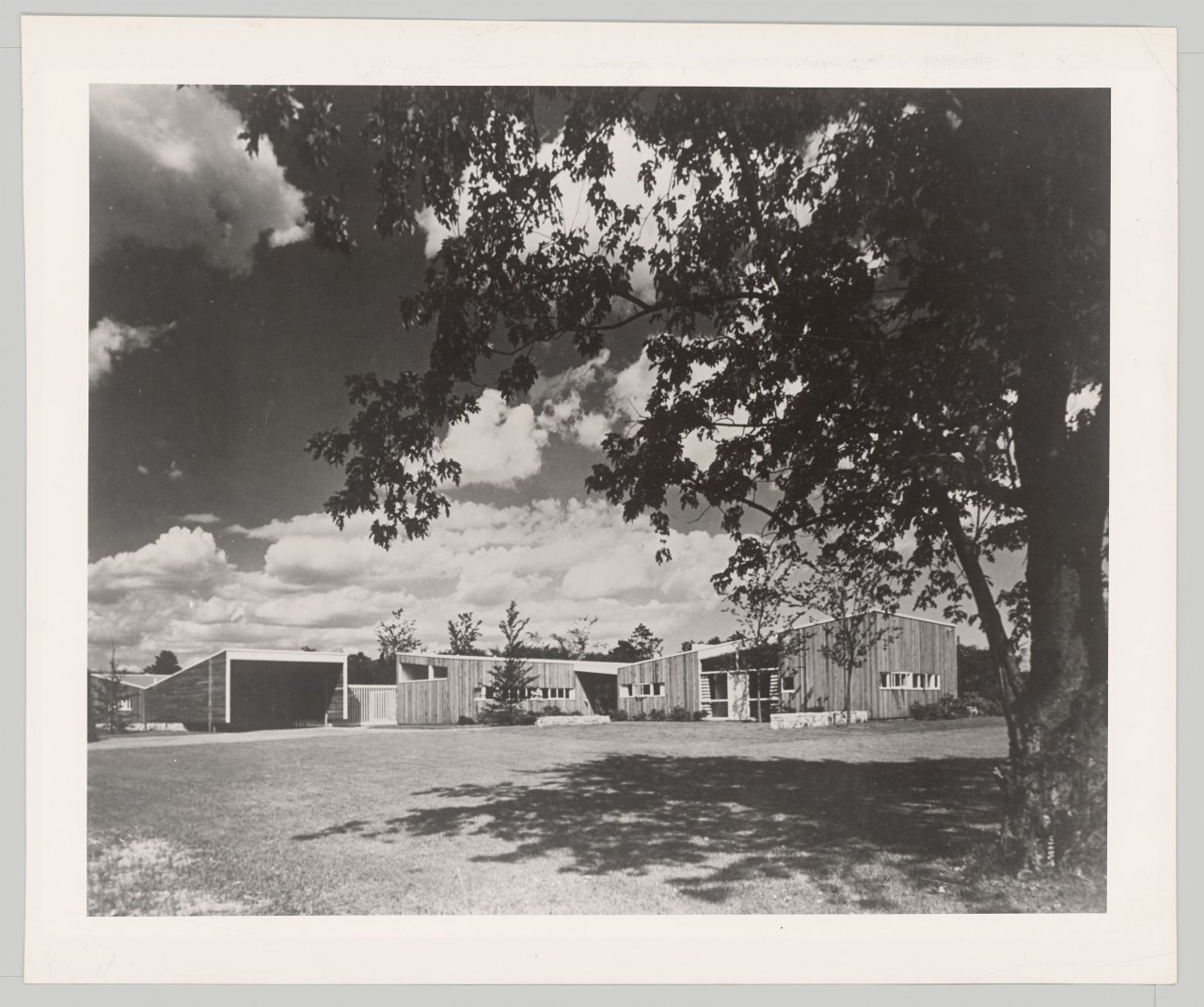 This picture shows the following artwork: Ezra Stoller. Geller House I, Marcel Breuer (1945) Lawrence, NY. 1945.