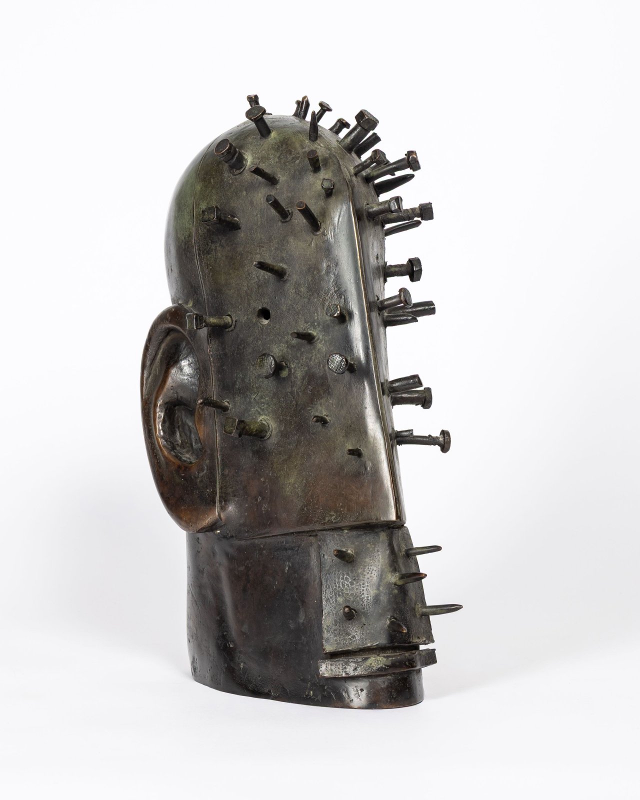 Auf diesem Bild ist das folgende Kunstwerk zu sehen: Rainer Kriester. „Nagelkopf II“. 1978.