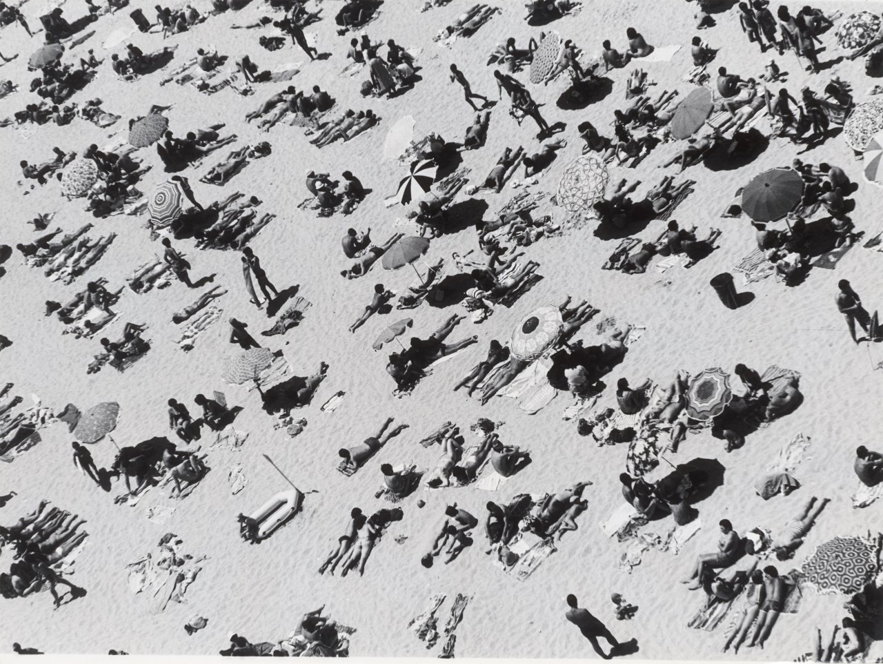 This picture shows the following artwork: Wolfgang Krolow. ”Portugal, Emerald