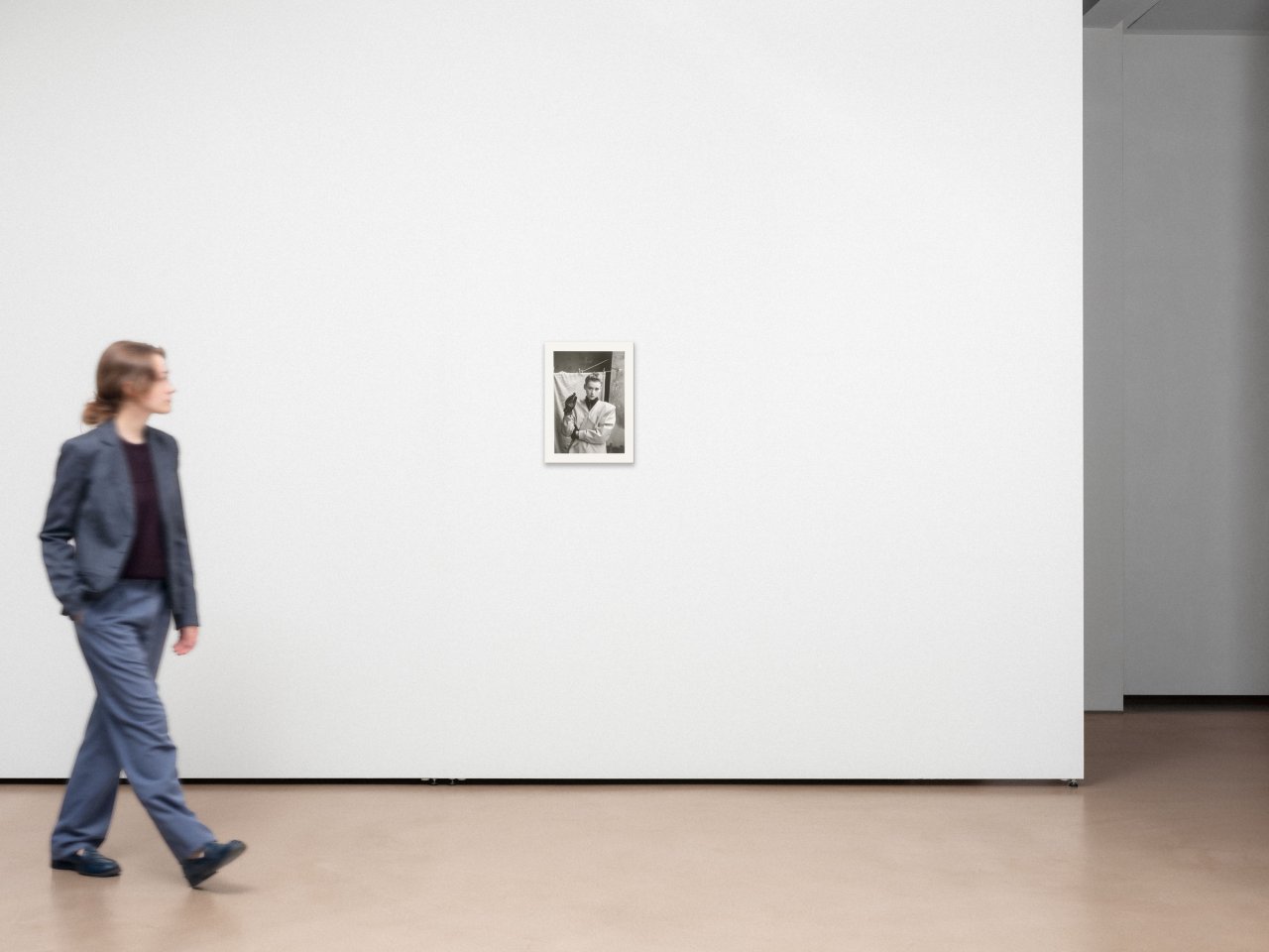 This picture shows the following artwork: Sibylle Bergemann. ”'Allerleihrauh', Frieda, Berlin”. 1988.