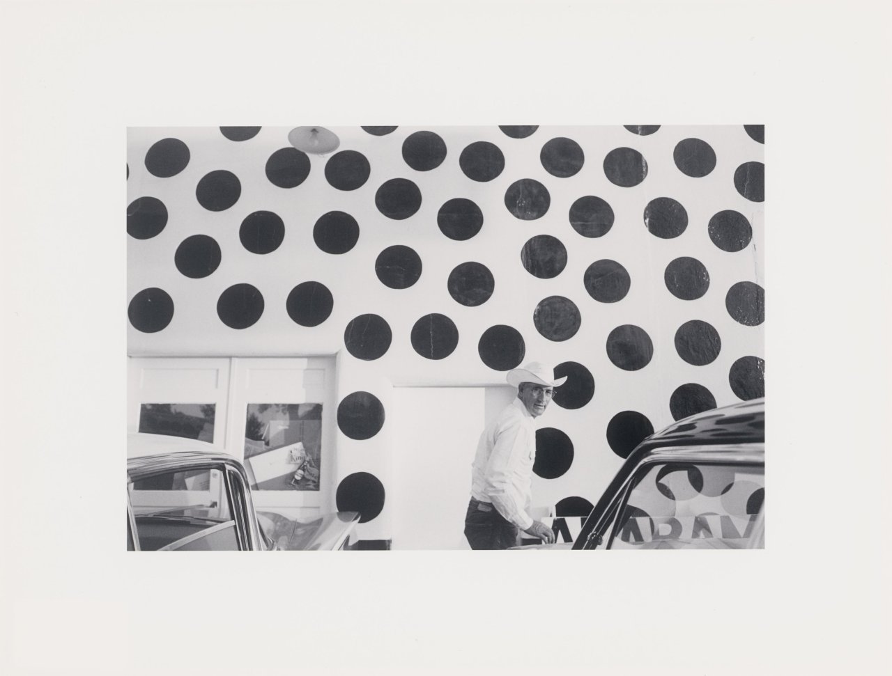 Auf diesem Bild ist das folgende Kunstwerk zu sehen: Joel Meyerowitz. Wyoming. 1964.