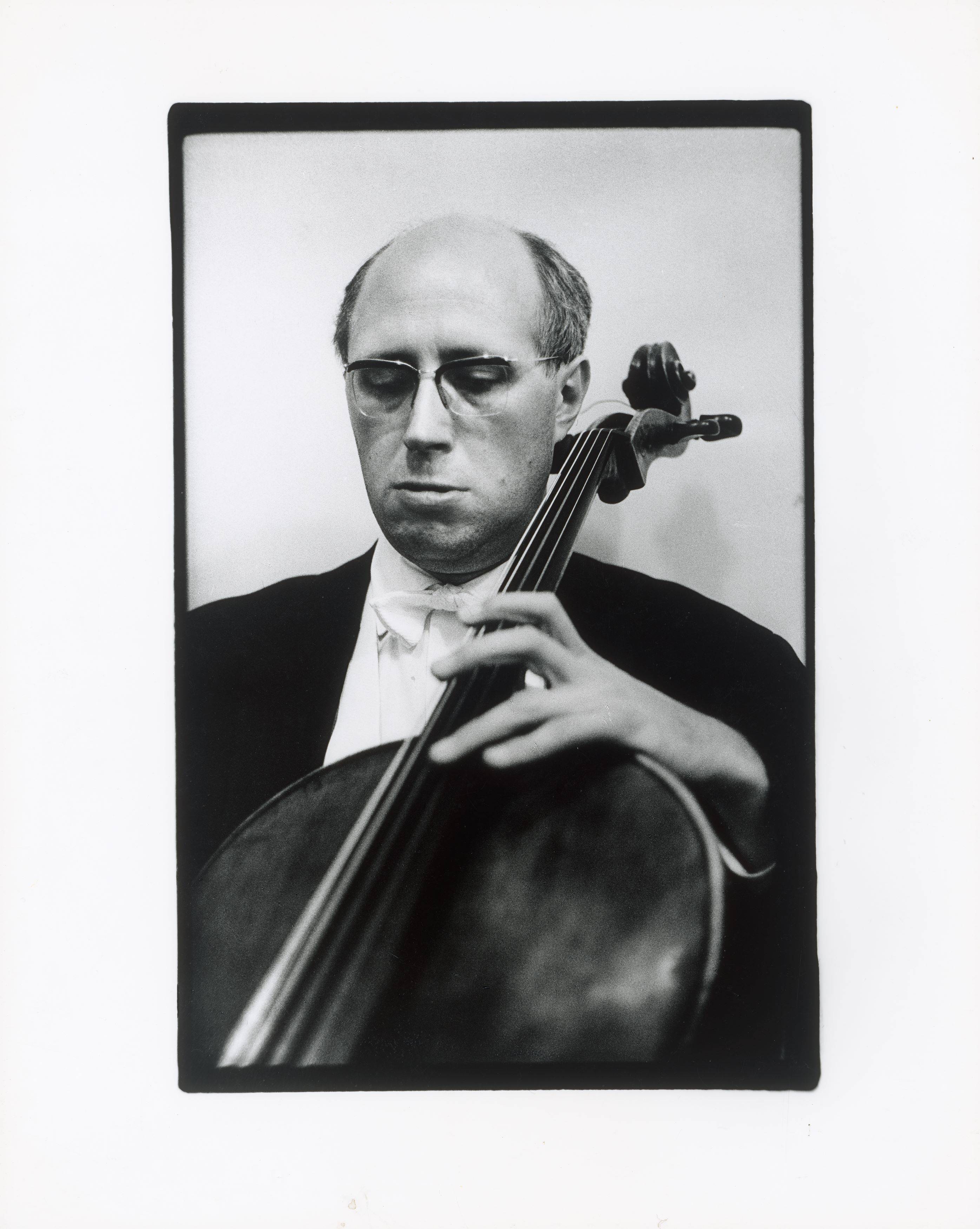 This picture shows the following artwork: Evelyn Richter. Musician Portraits. 1968–1975.