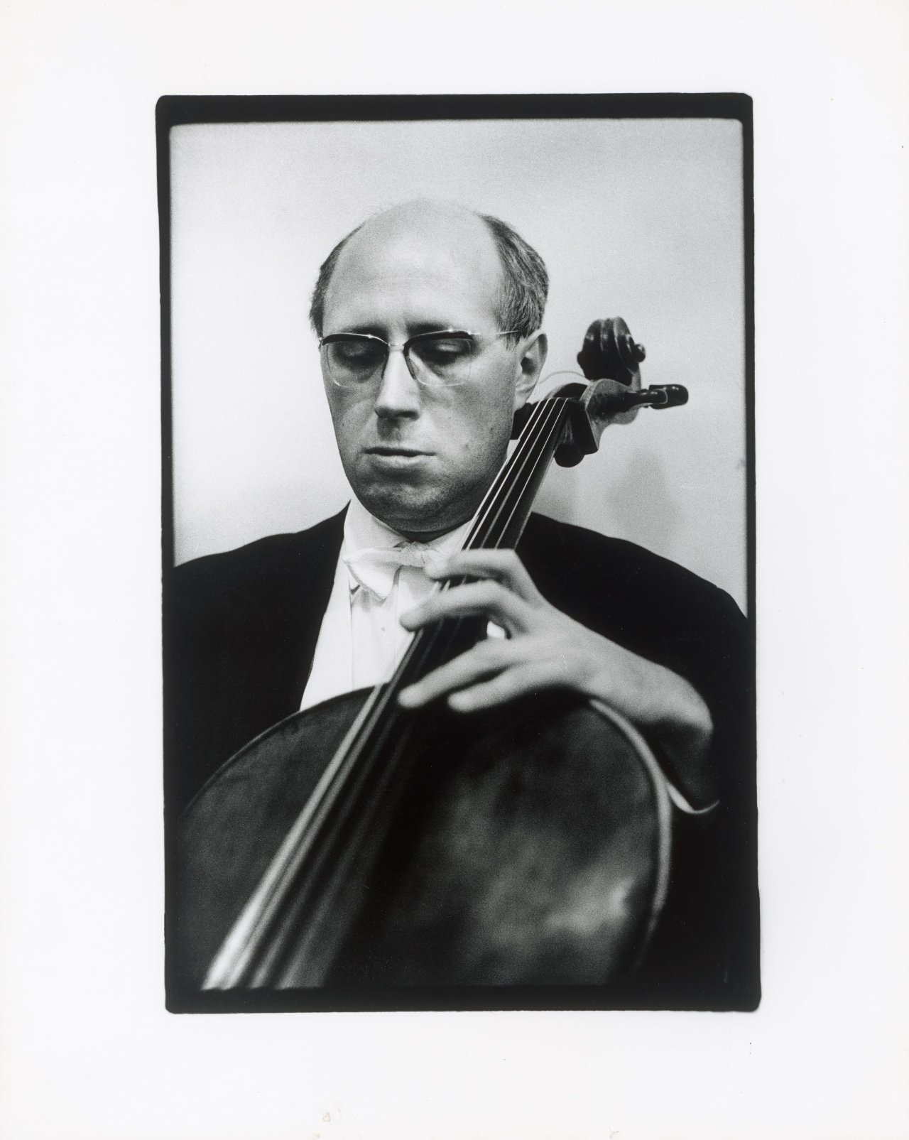 This picture shows the following artwork: Evelyn Richter. Musician Portraits. 1968–1975.