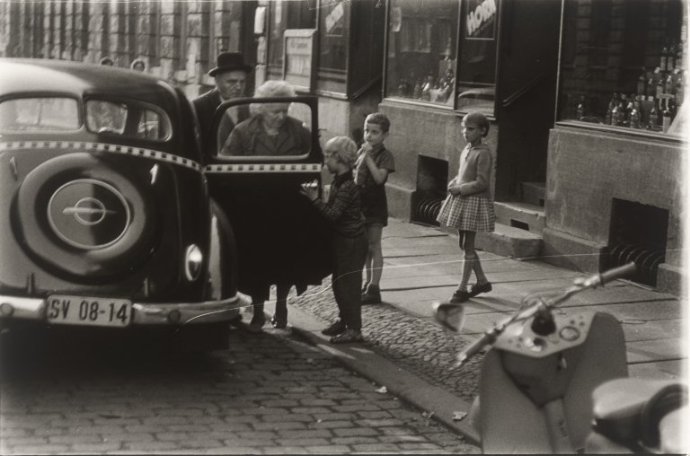 This picture shows the following artwork: Uwe Steinberg. Leipzig, September. 1963.