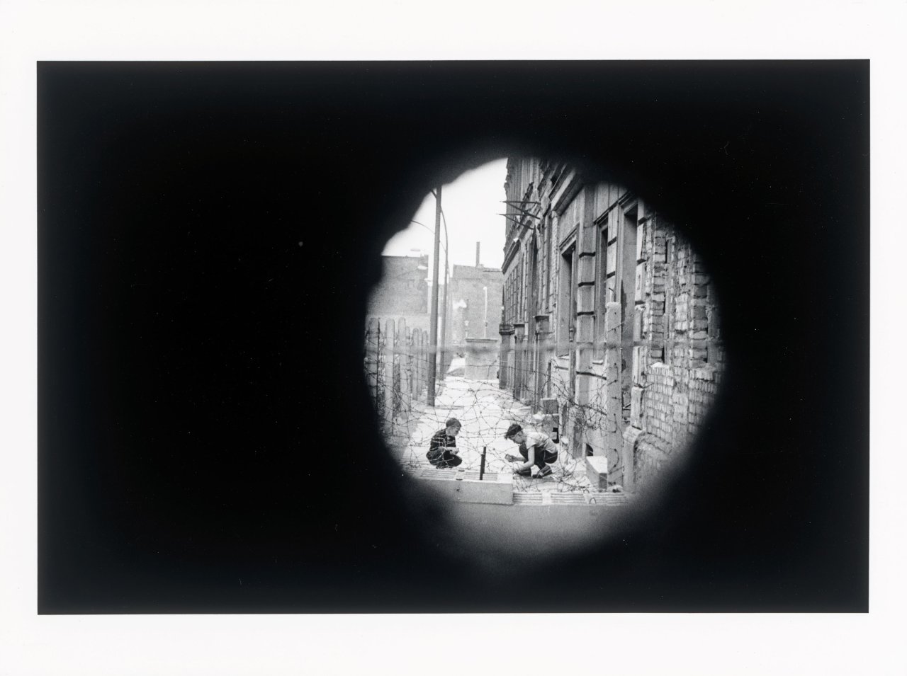 Auf diesem Bild ist das folgende Kunstwerk zu sehen: Norbert Bunge. „Berlin, Kreuzberg