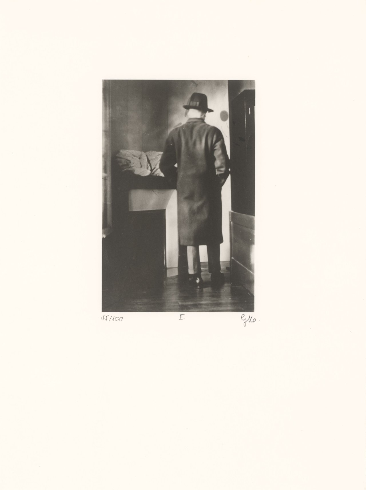 This picture shows the following artwork: René Magritte. La Fidélité des Images, 1928–1955.