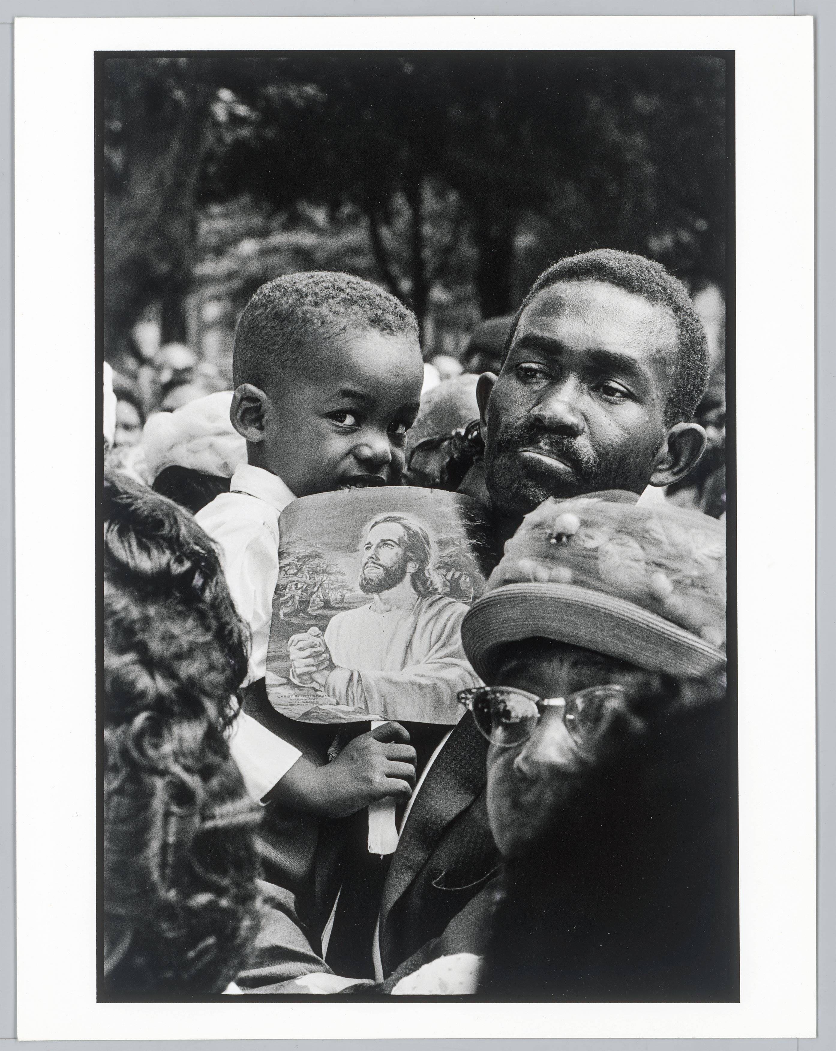 Auf diesem Bild ist das folgende Kunstwerk zu sehen: Leonard Freed. „Brooklyn, N.Y.“. 1963.