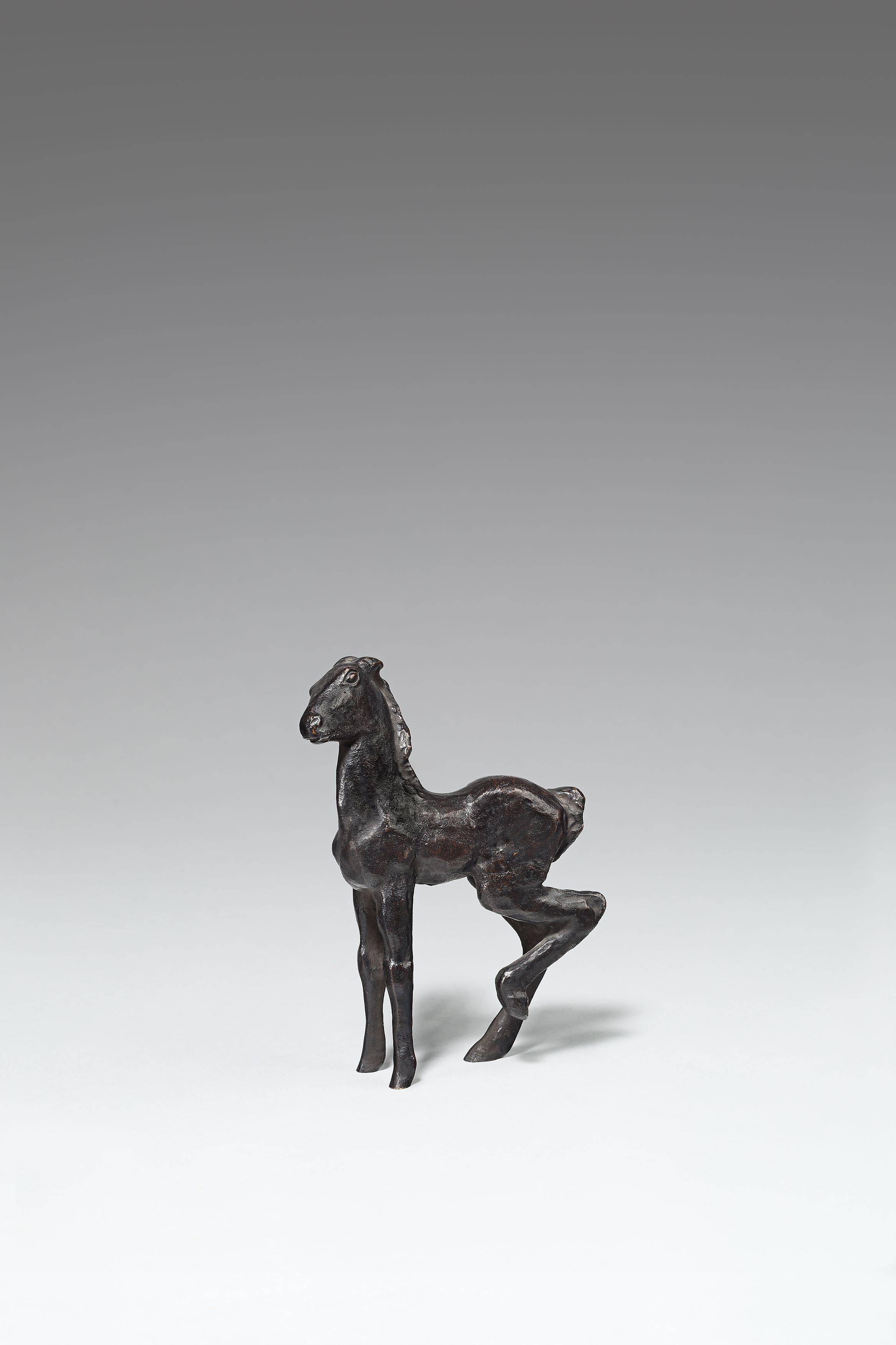 This picture shows the following artwork: Renée Sintenis. ”Ausschlagendes Fohlen”. 1919.