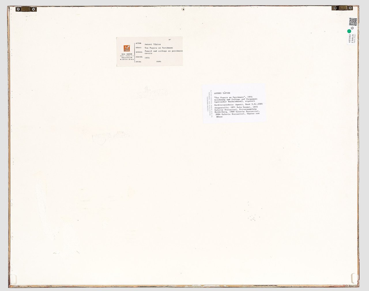 This picture shows the following artwork: Antoni Tàpies. ”Two Papers on Parchment”. 1971.