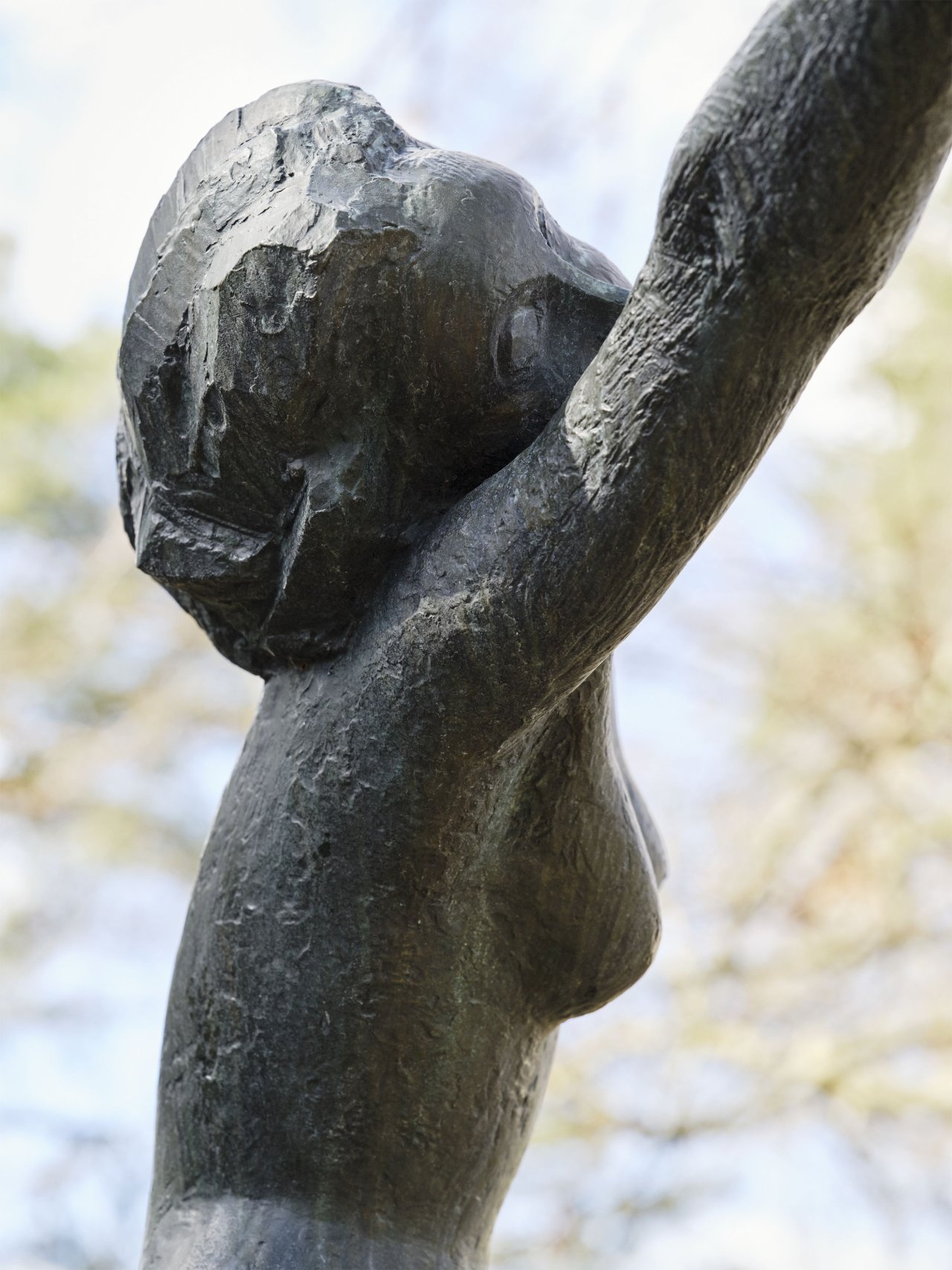 Auf diesem Bild ist das folgende Kunstwerk zu sehen: Georg Kolbe. „Tänzerinnen–Brunnen“. 1922.