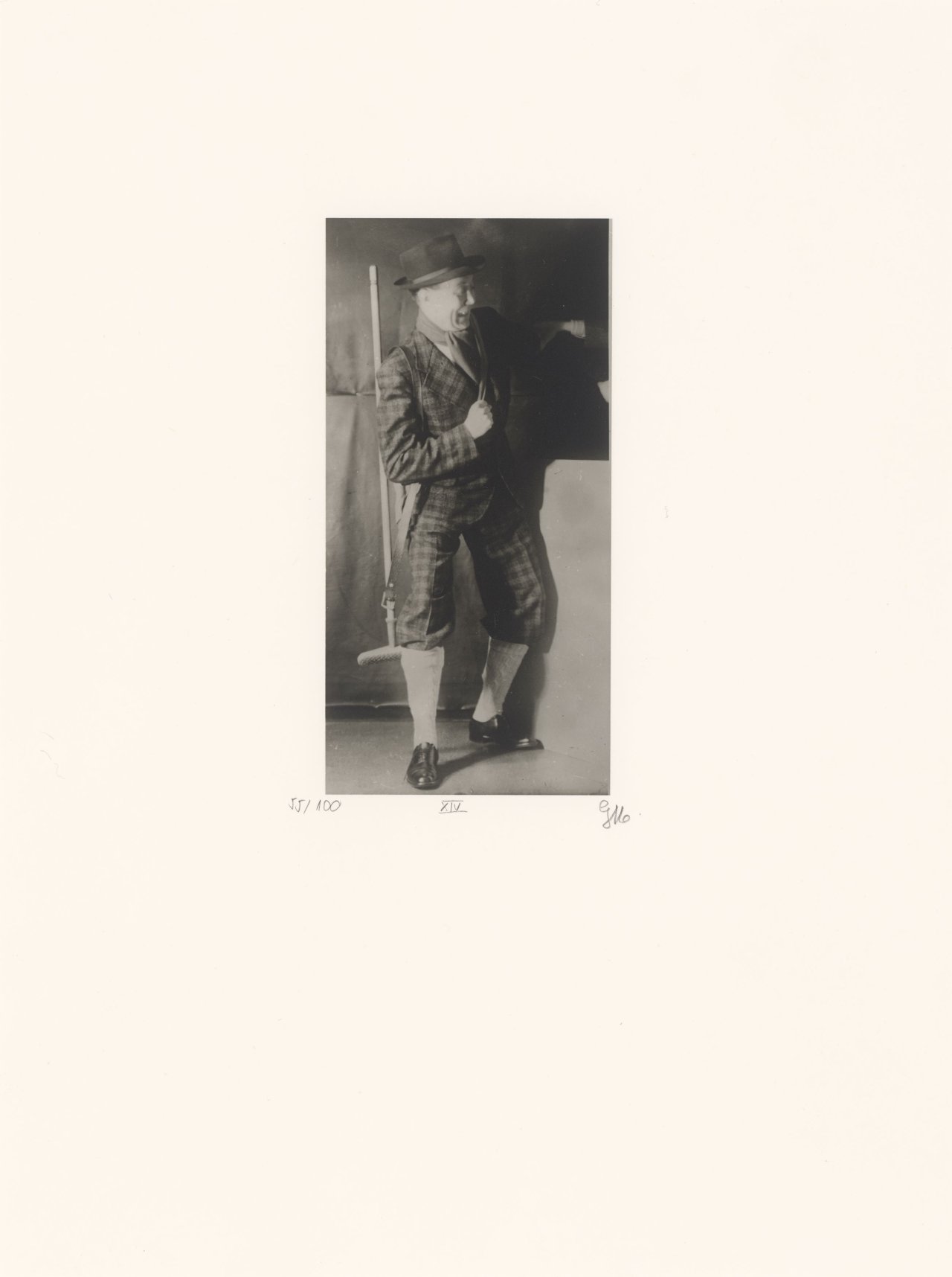 This picture shows the following artwork: René Magritte. La Fidélité des Images, 1928–1955.