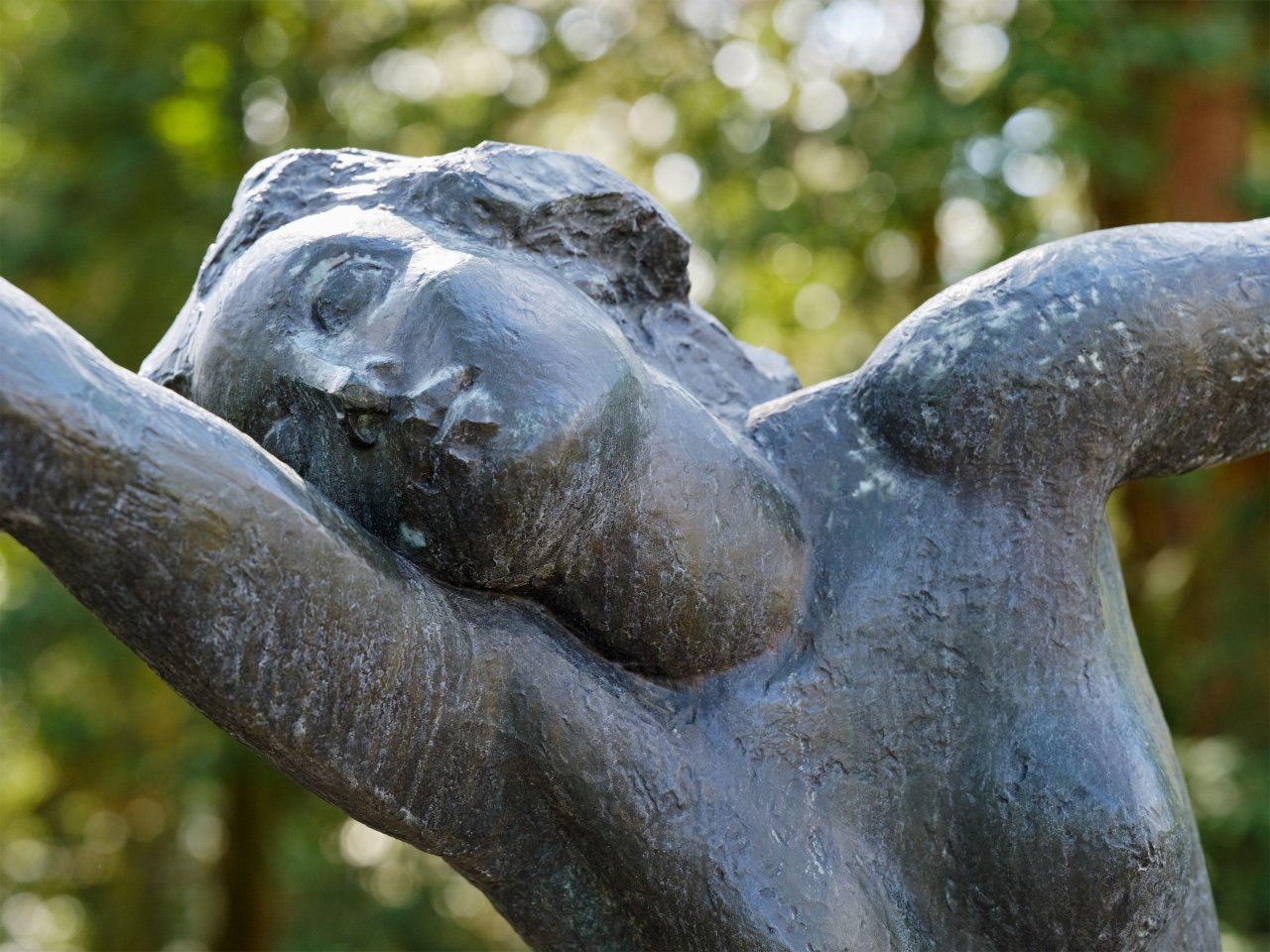 Auf diesem Bild ist das folgende Kunstwerk zu sehen: Georg Kolbe. „Tänzerinnen–Brunnen“. 1922.