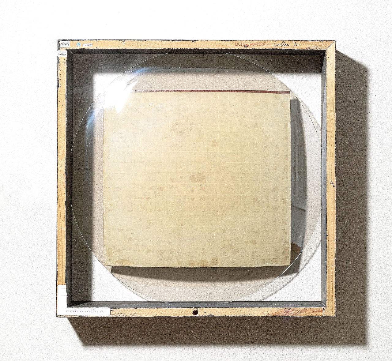 This picture shows the following artwork: Adolf Luther. Untitled. 1976.