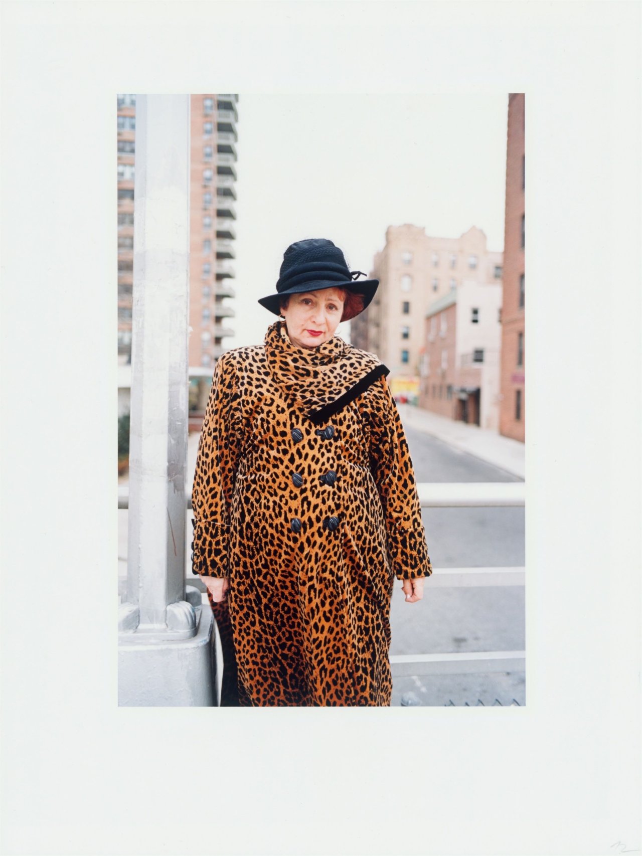 This picture shows the following artwork: Jitka Hanzlová. Russian Woman, Coney Island. From the series ”Female”, 1997–2000.