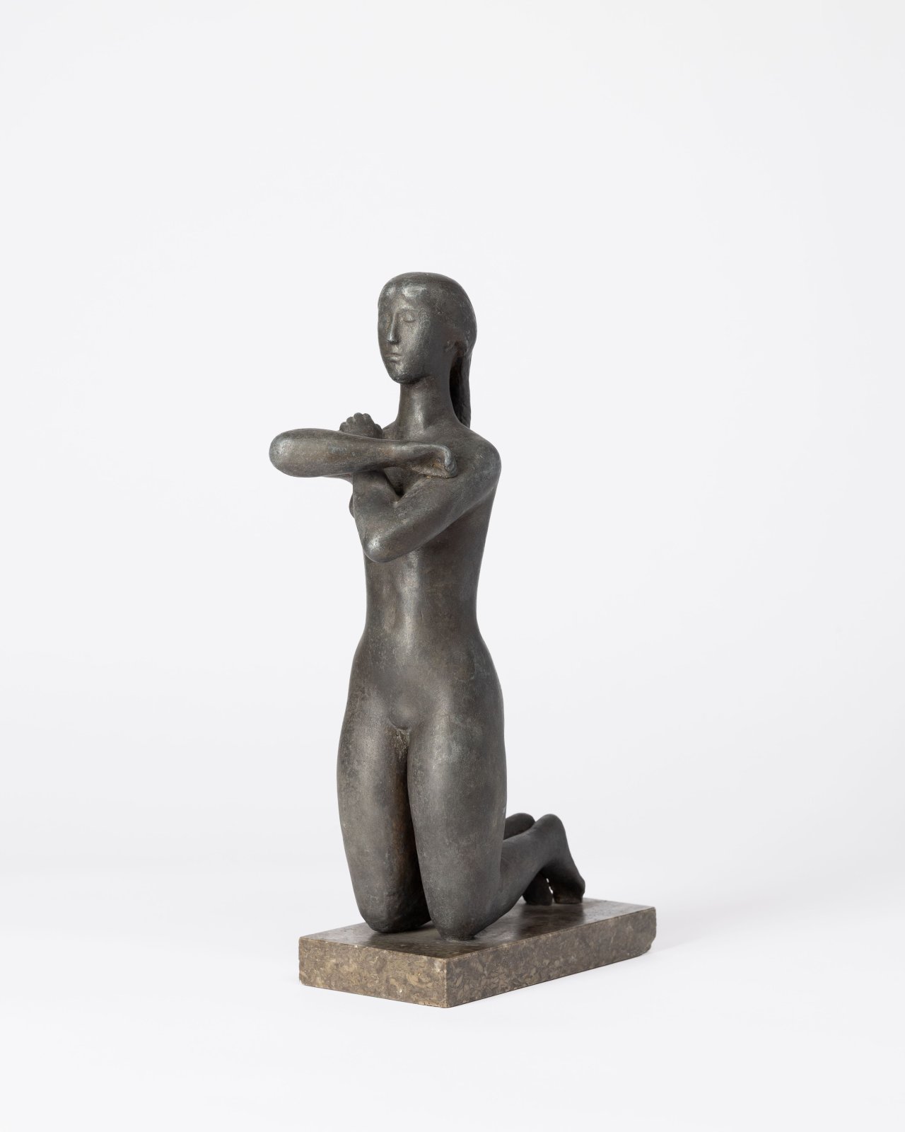 This picture shows the following artwork: Hermann Blumenthal. ”Kniende mit Zopf”. 1934.