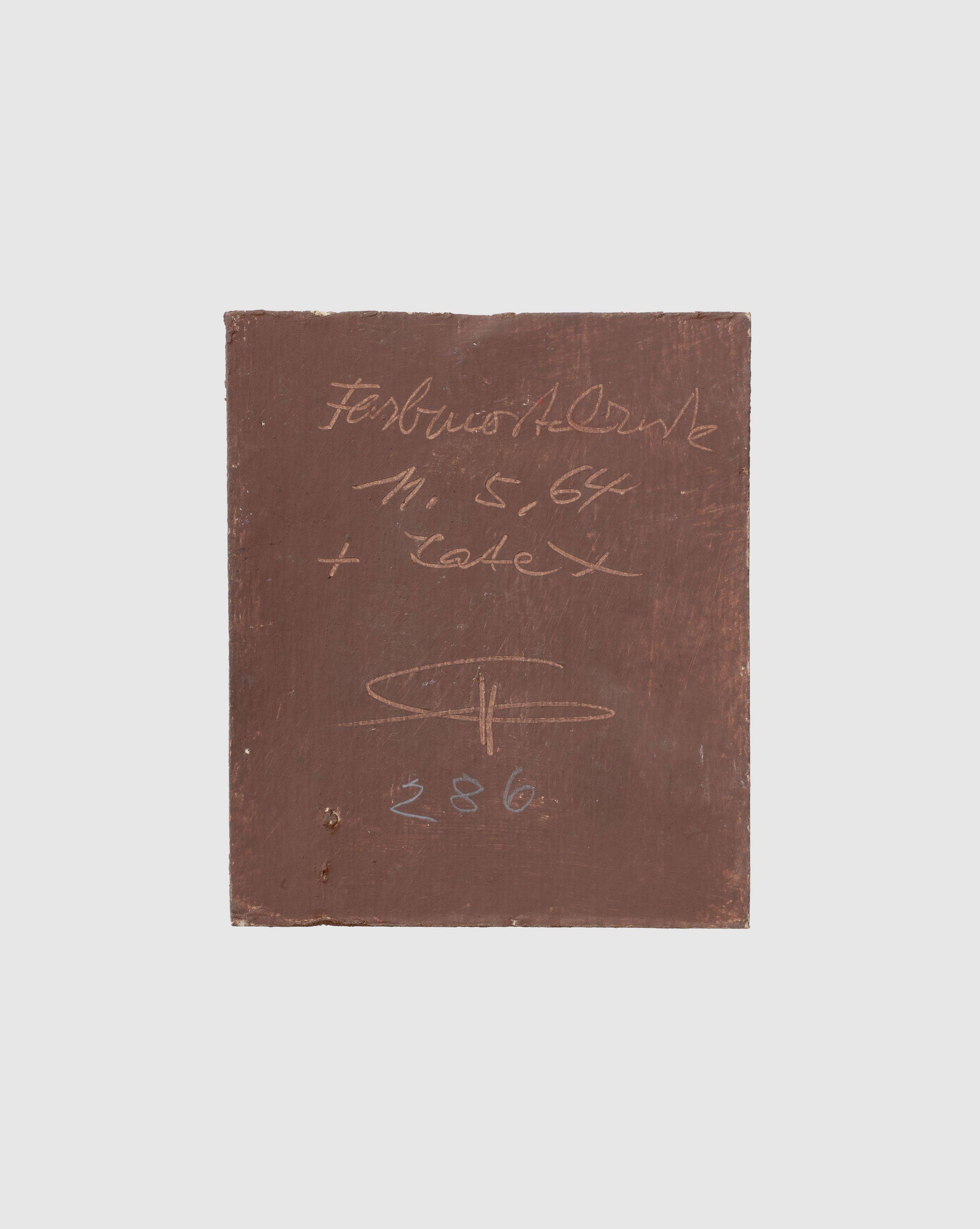 Auf diesem Bild ist das folgende Kunstwerk zu sehen: Hermann Glöckner. Rostbraune Fläche mit Parallelzügen. 1964.