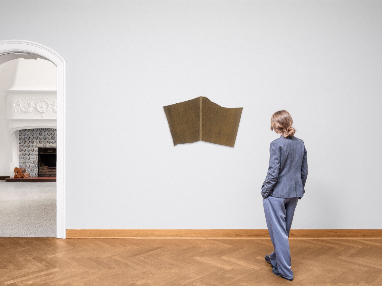 This picture shows the following artwork: Sol LeWitt. ”R 551”, from the series ”Rip Drawings”. 1975.