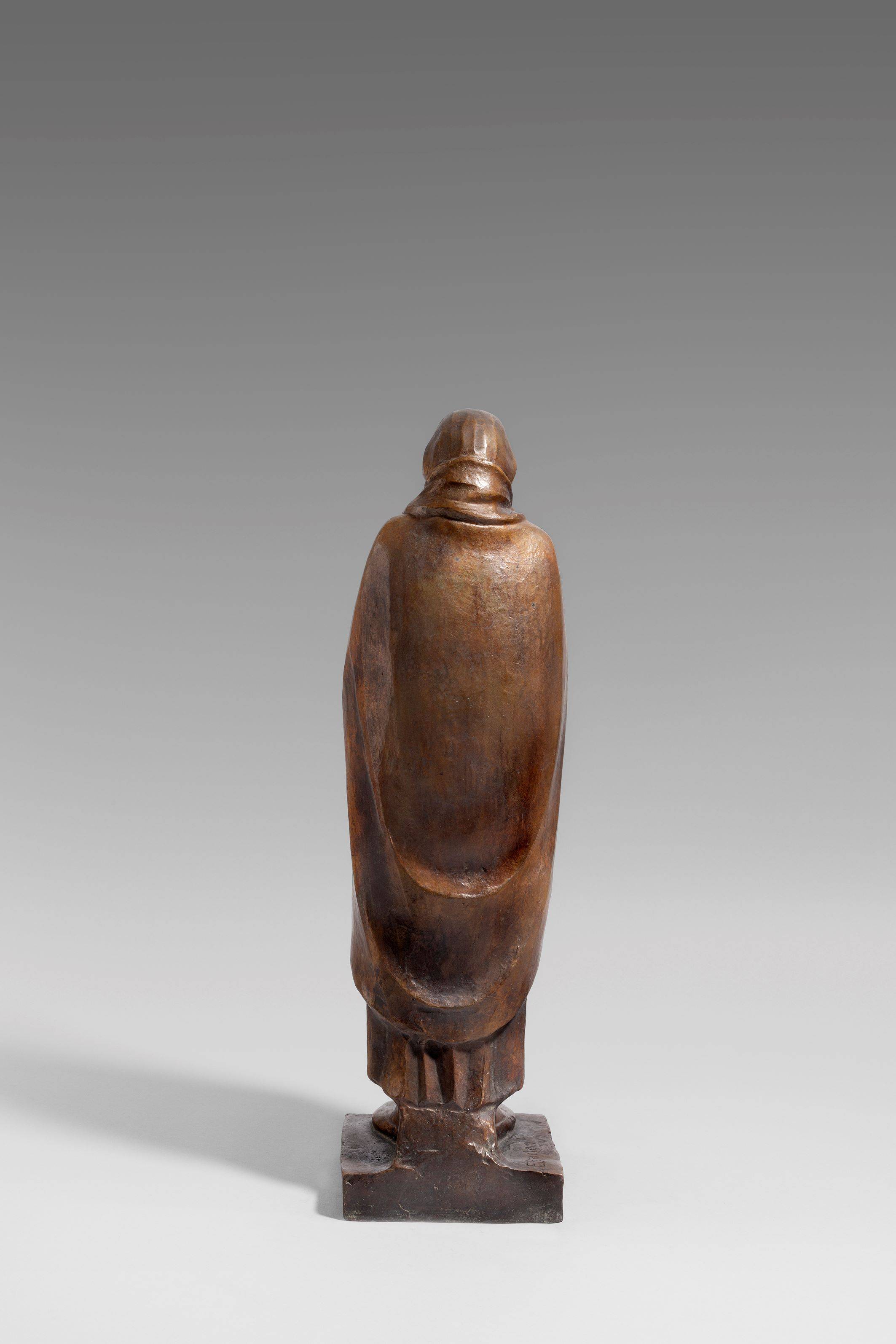 This picture shows the following artwork: Ernst Barlach. ”Frierendes Mädchen”. 1916.