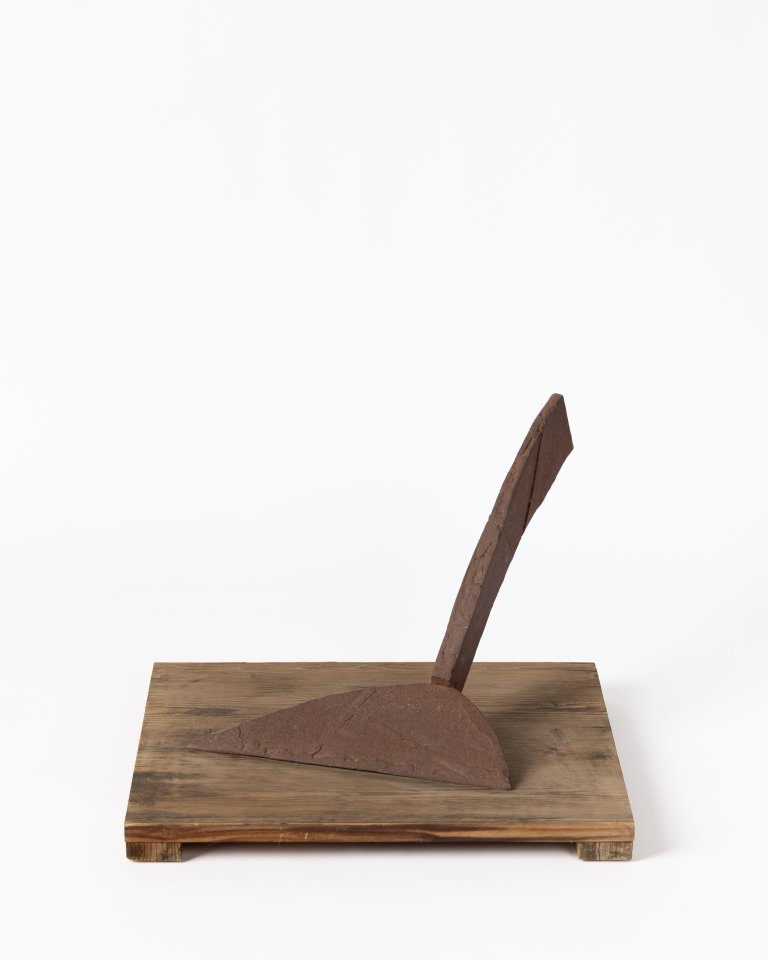 Auf diesem Bild ist das folgende Kunstwerk zu sehen: „Ohne Titel“. 2001.