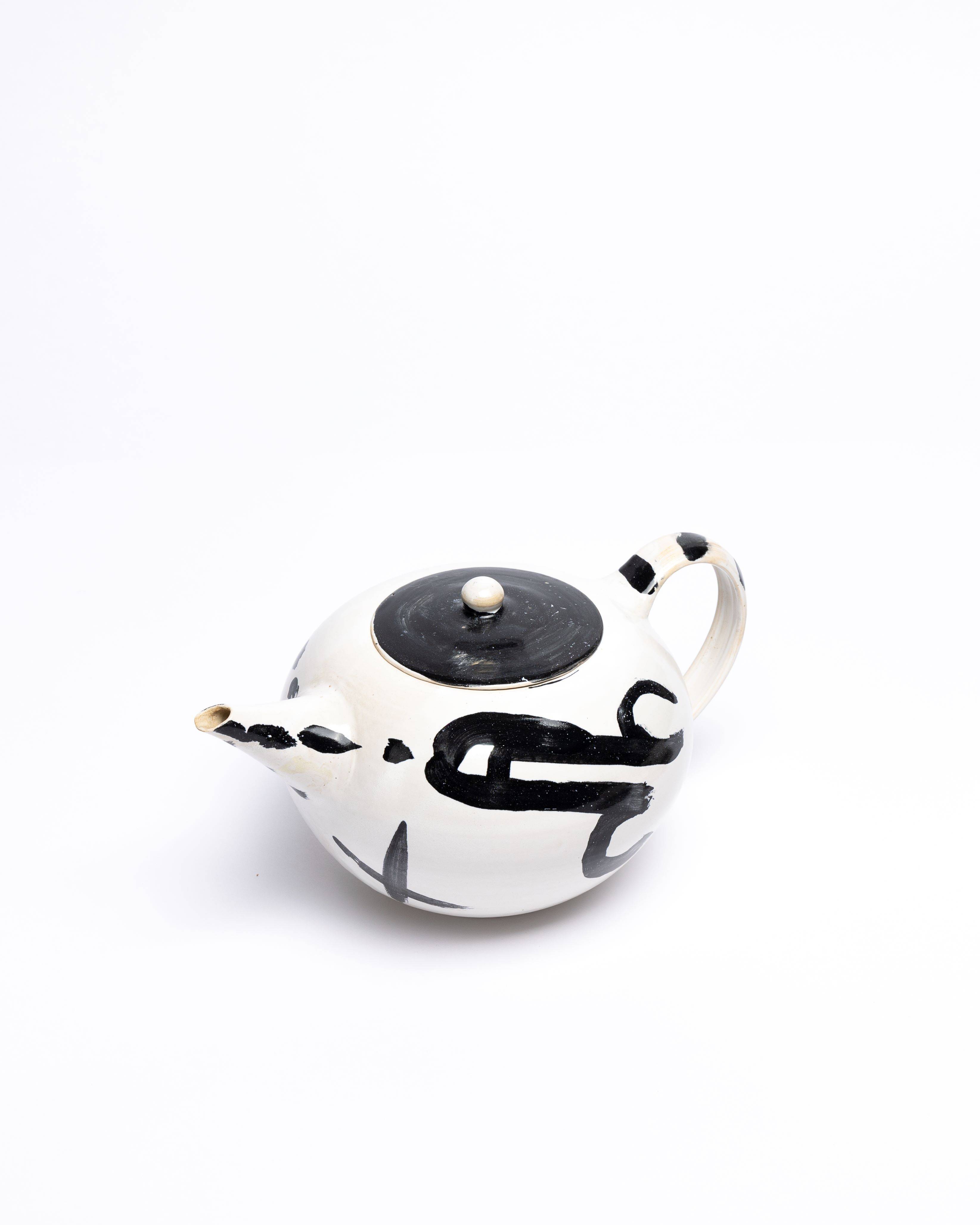 This picture shows the following artwork: A.R. Penck. Untitled (Tea set).