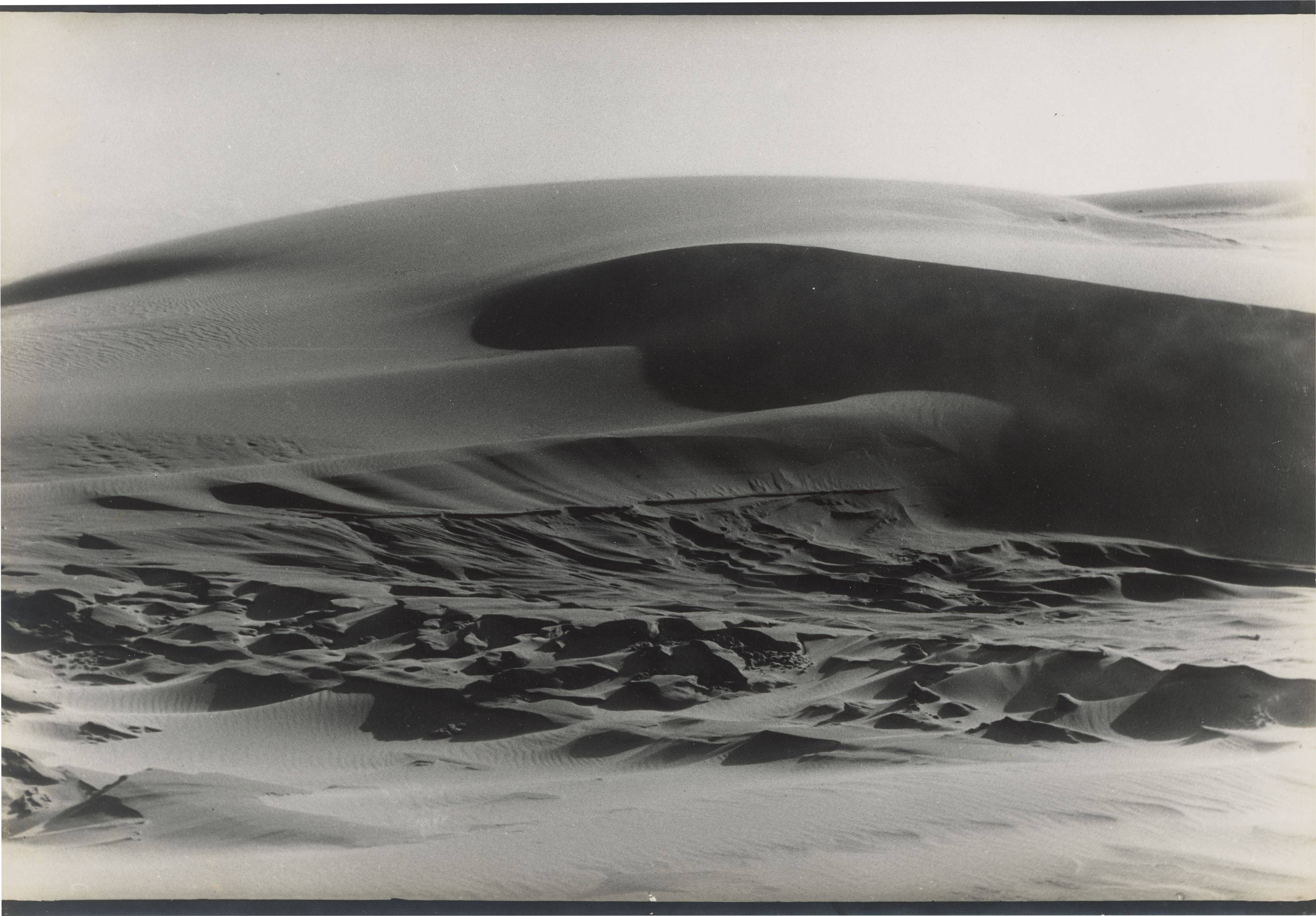 This picture shows the following artwork: Alfred Ehrhardt. From the series ”Kurische Nehrung”. 1934.