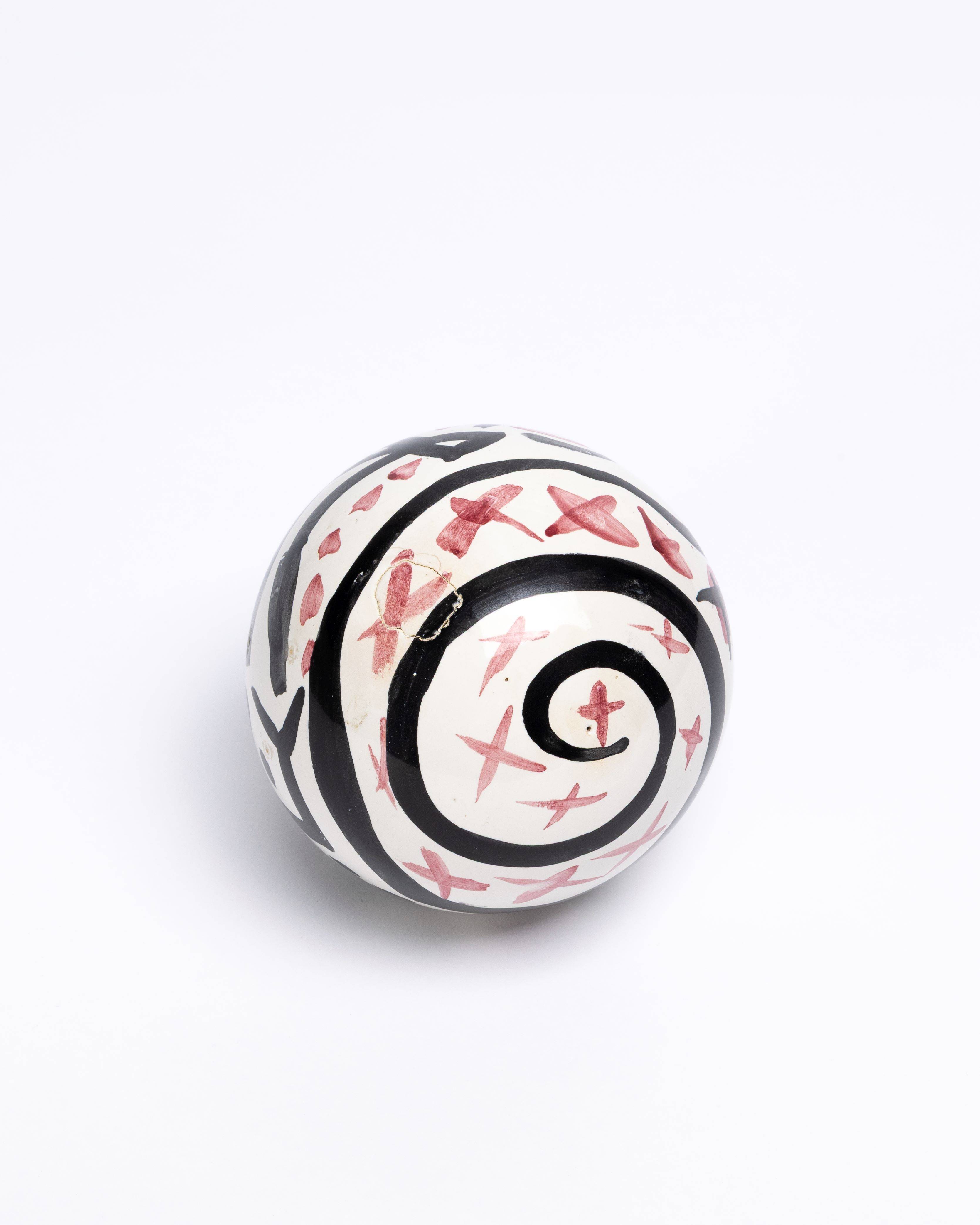 This picture shows the following artwork: A.R. Penck. Untitled (sphere).