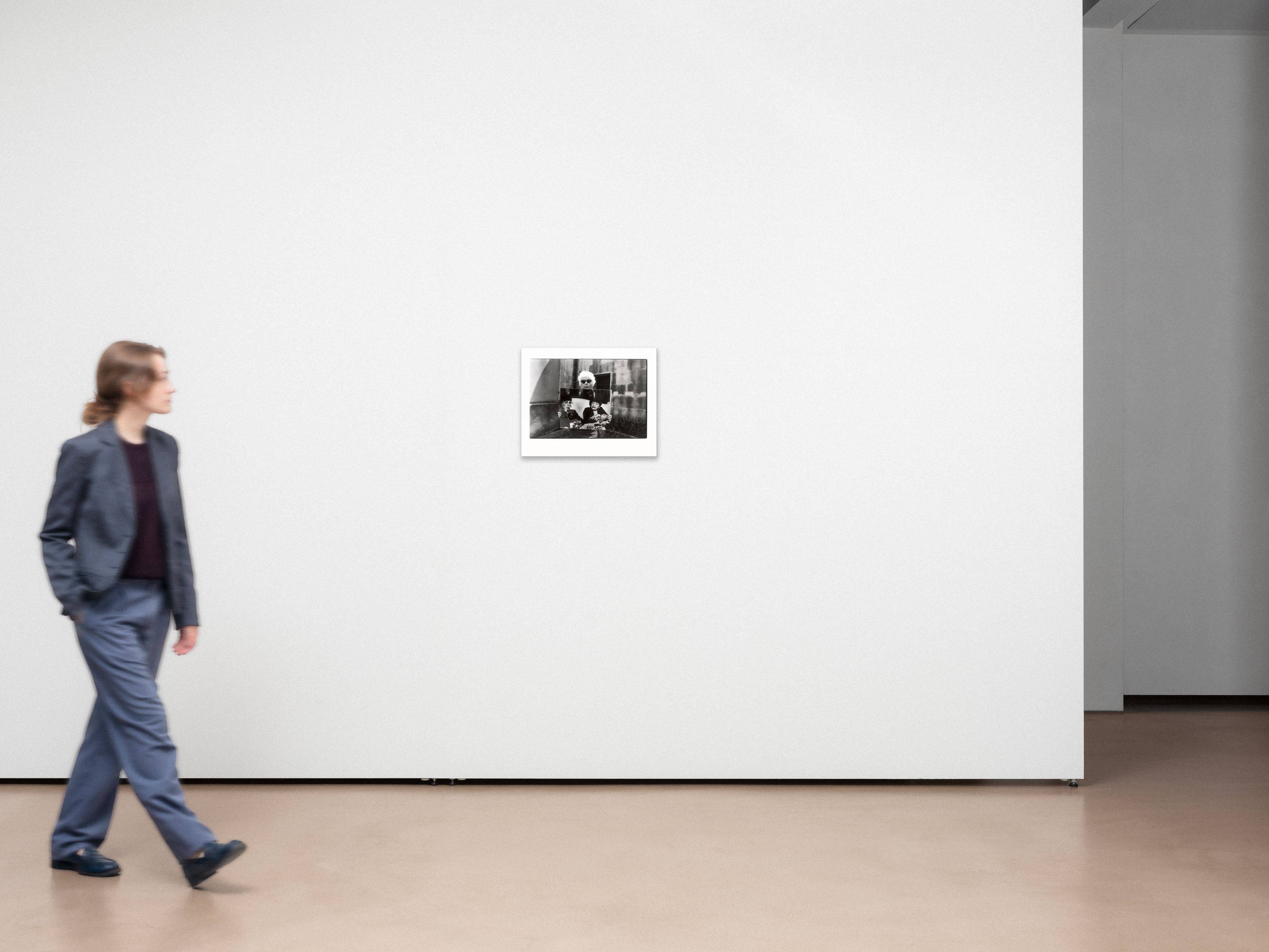 This picture shows the following artwork: Will McBride. ”Lisette Model in Arles”. 1978.