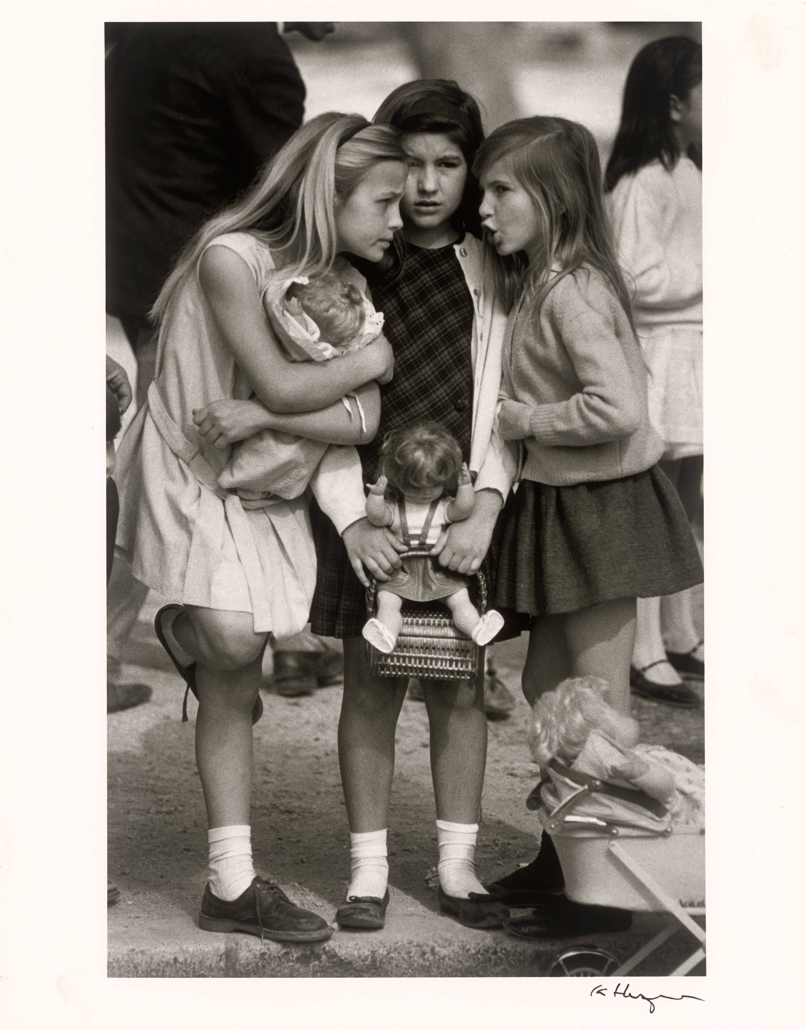 This picture shows the following artwork: Ken Heyman. ”The Doll Club”. 1987.