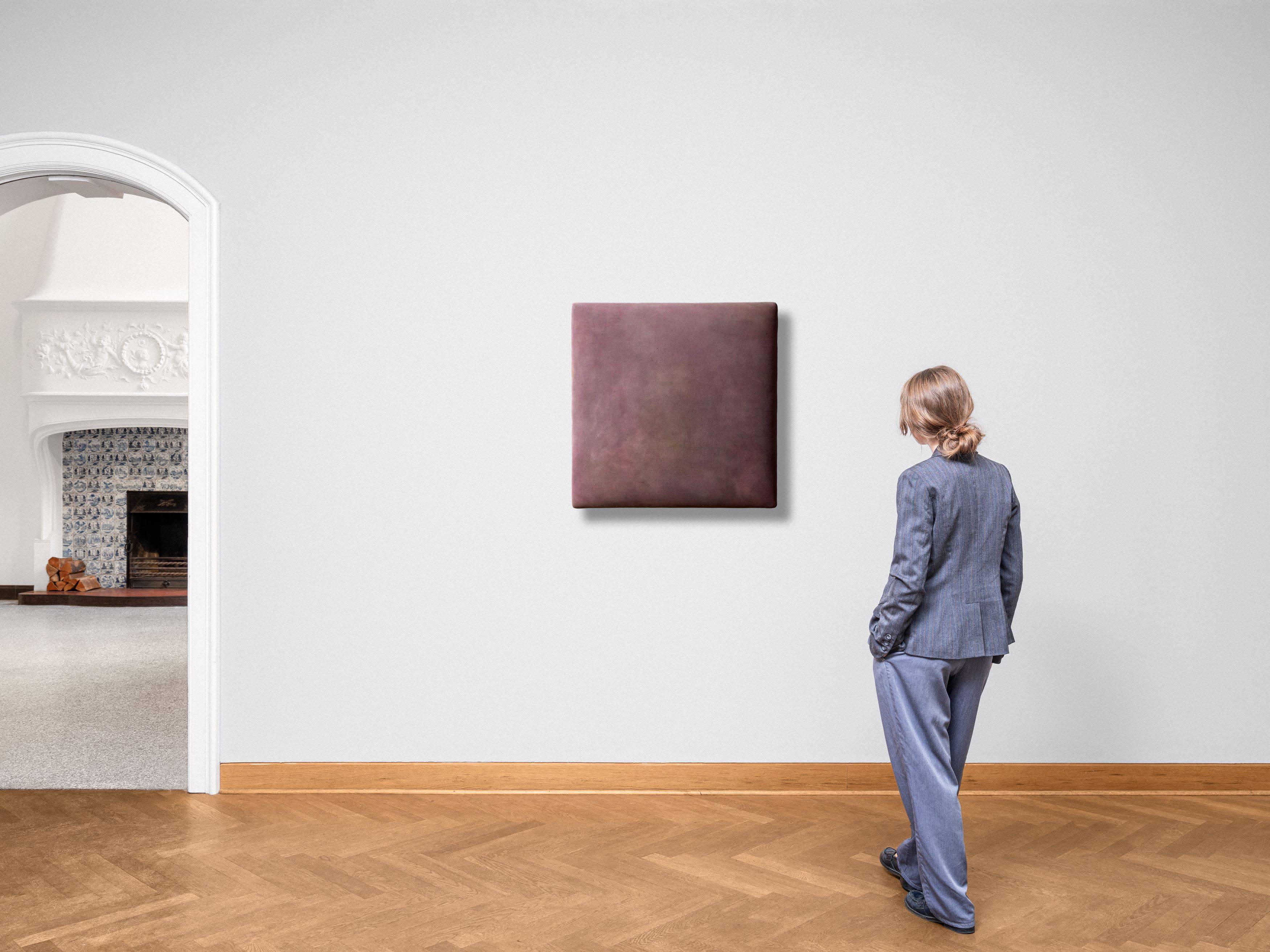 This picture shows the following artwork: Gotthard Graubner. Untitled (Farbraumkörper). 1977.
