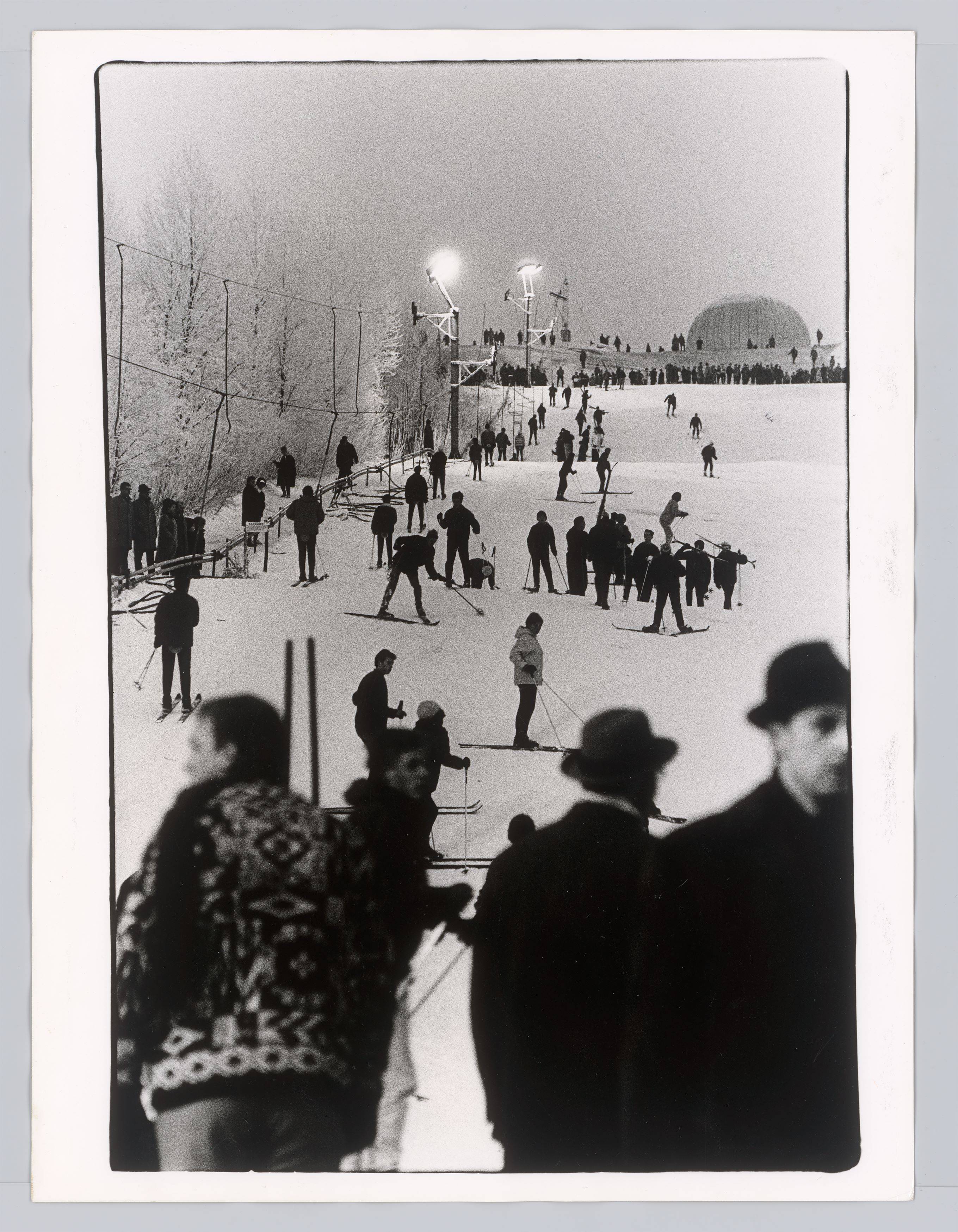 This picture shows the following artwork: Max Jacoby. Teufelsberg, Wintersport. Presumably 1960s.